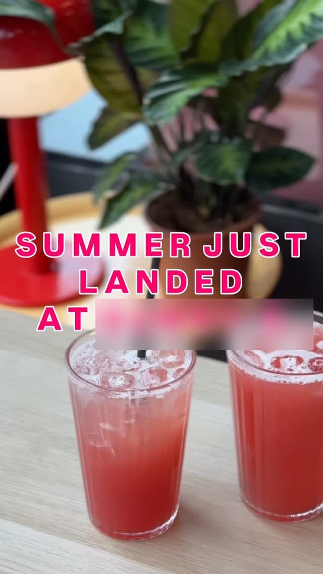 Summer iced drinks at Foreshore beside the red smiley-ball lamp